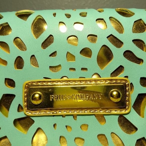 Clutch - Picture 4 of 6